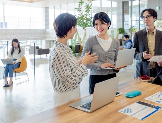 従業員エンゲージメントとは？具体的なステップやメリットを解説